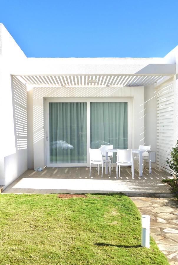 Resort Con Piscina A Soli 250 Mt Dalla Spiaggia La Pelosa 斯廷蒂诺 外观 照片